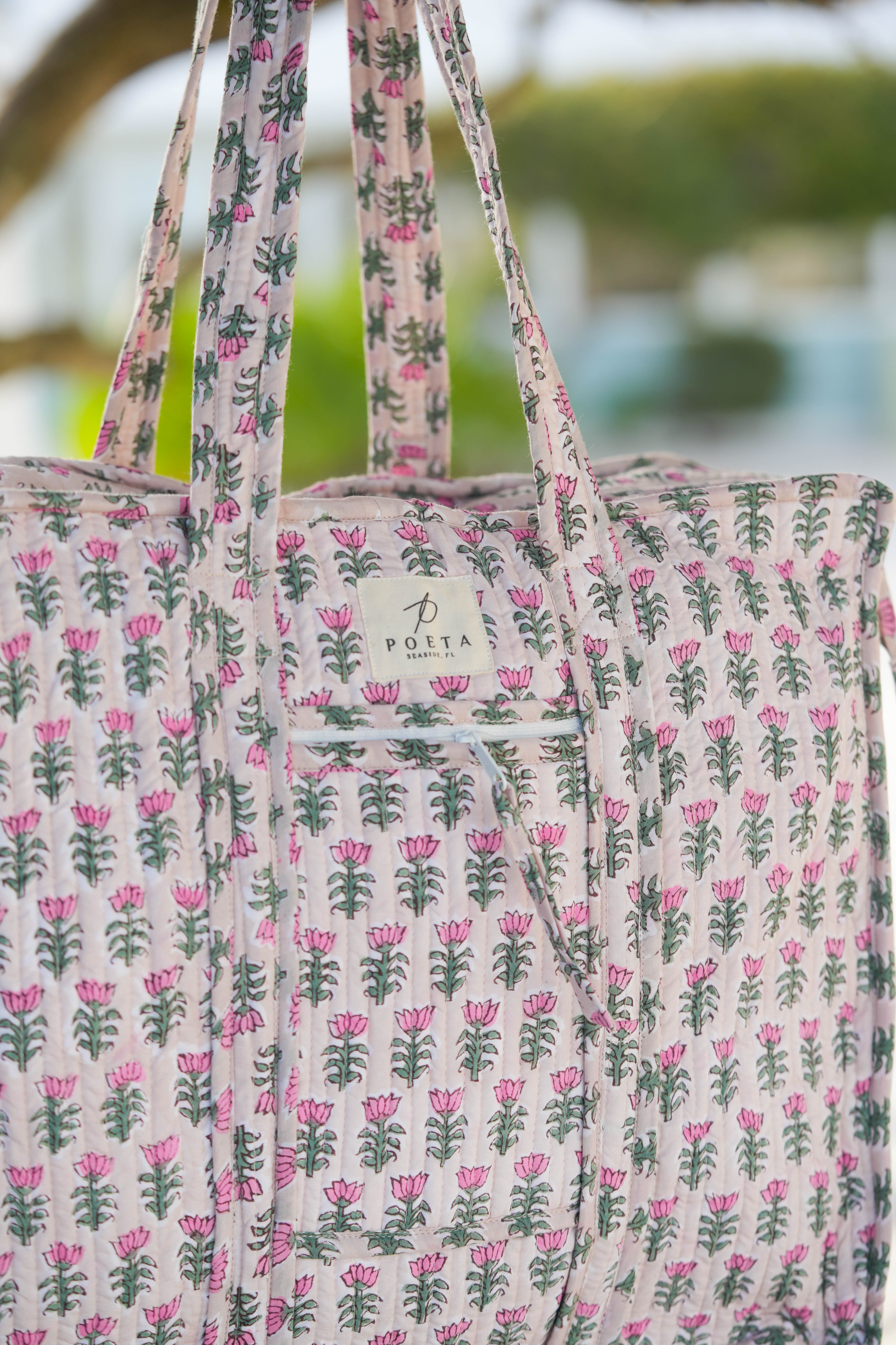 Southern Tulip Zipper Tote