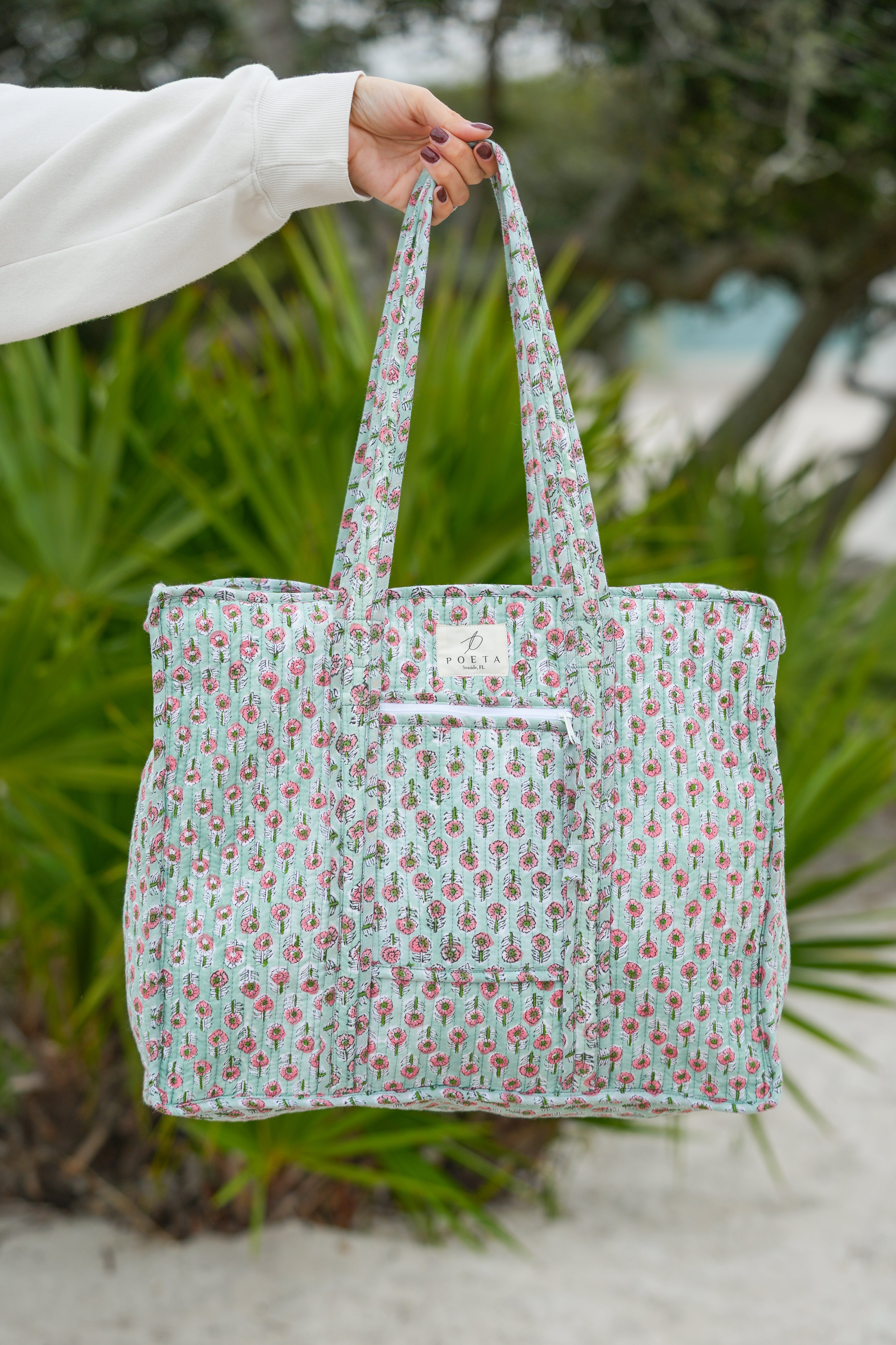Palm Zipper Tote