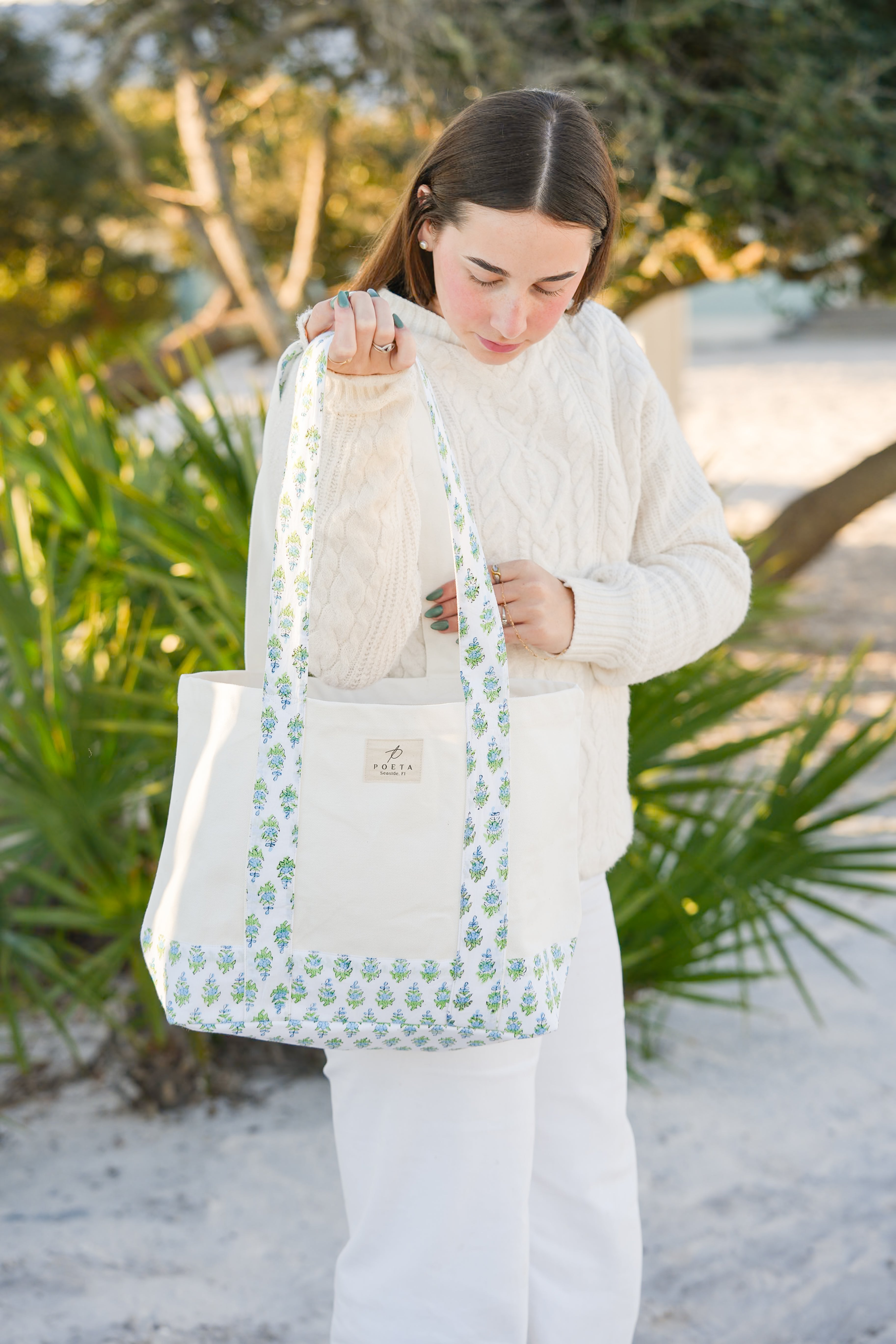 Elle Canvas Tote - Medium