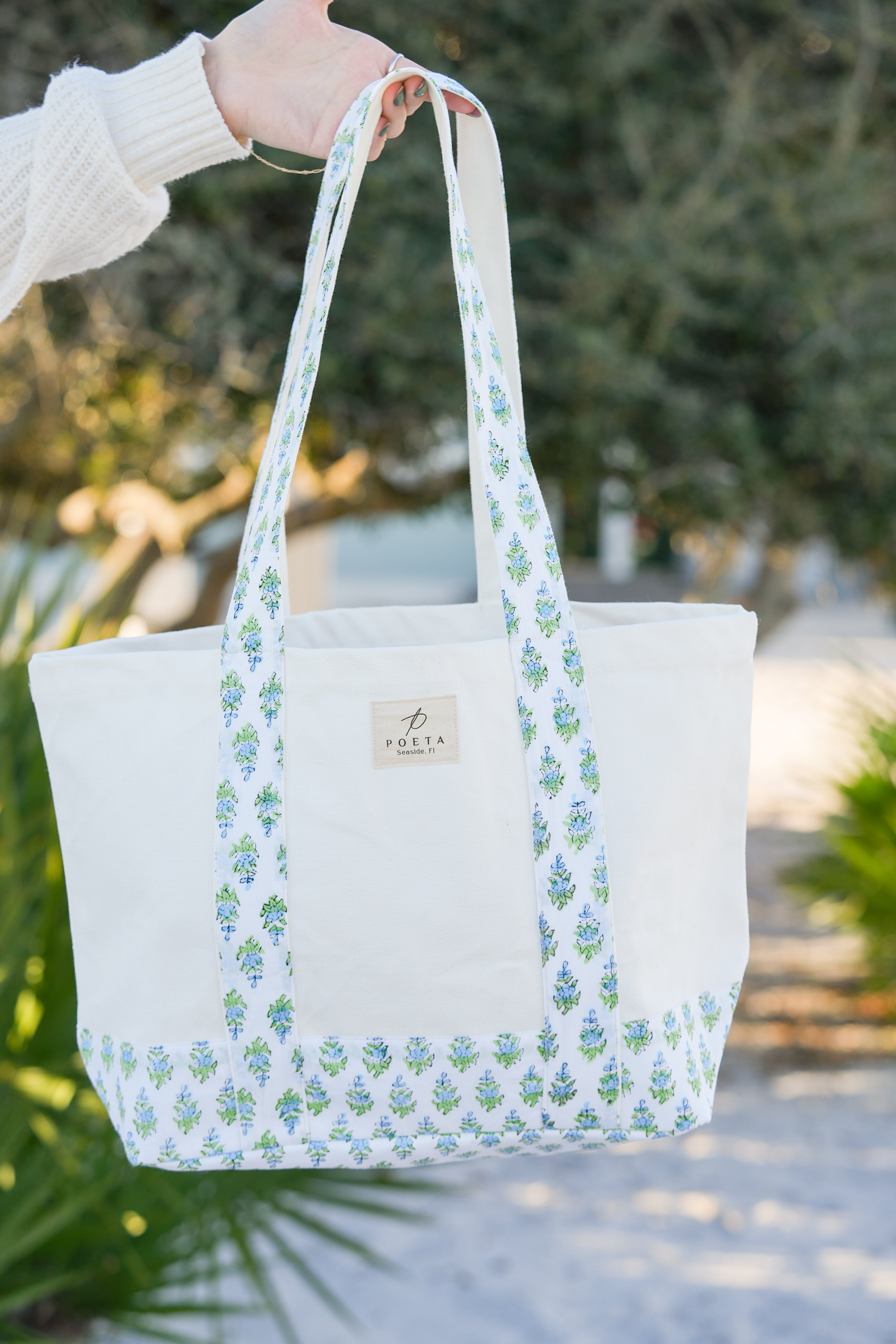 Elle Canvas Tote - Medium