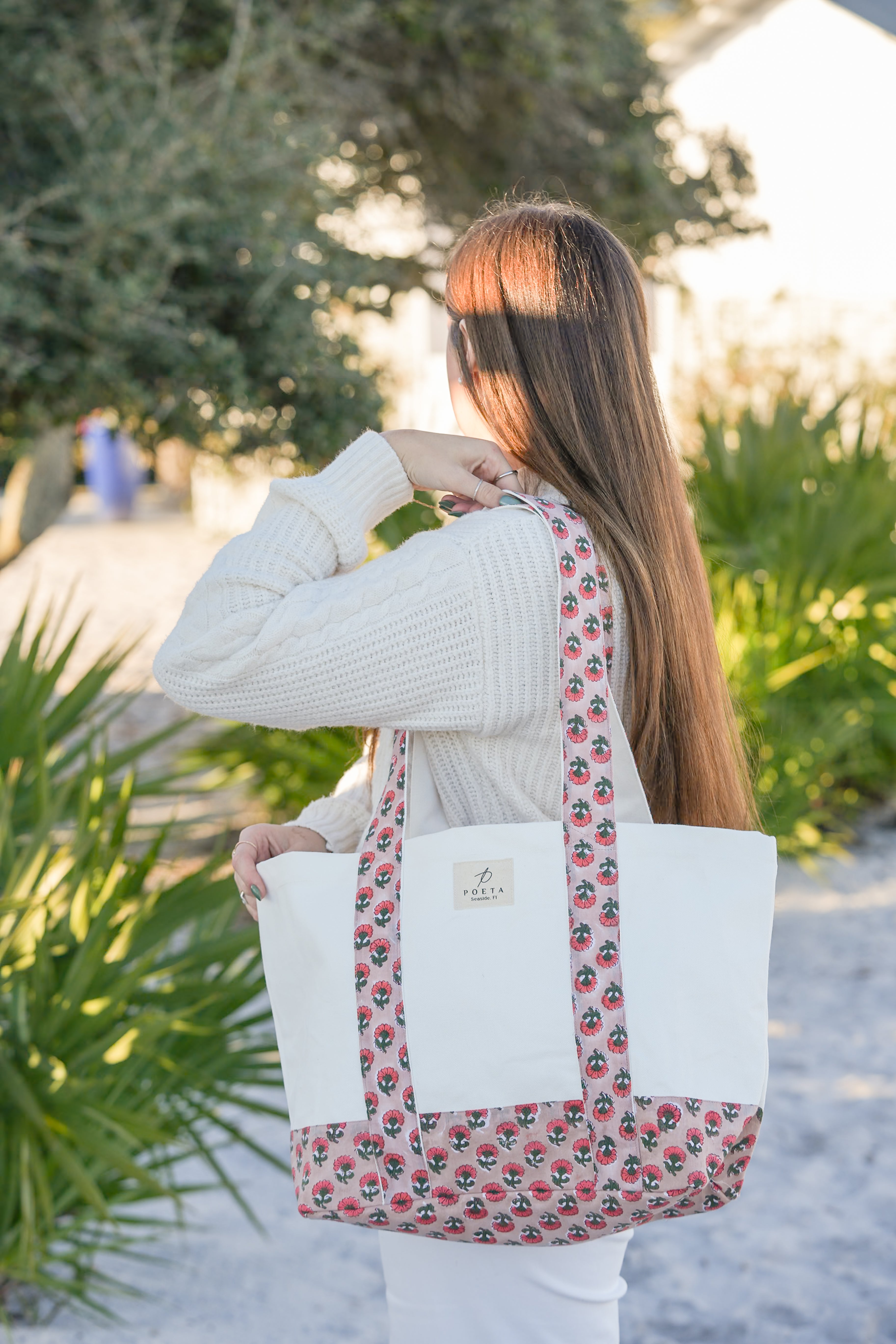 Blair Canvas Tote - Medium