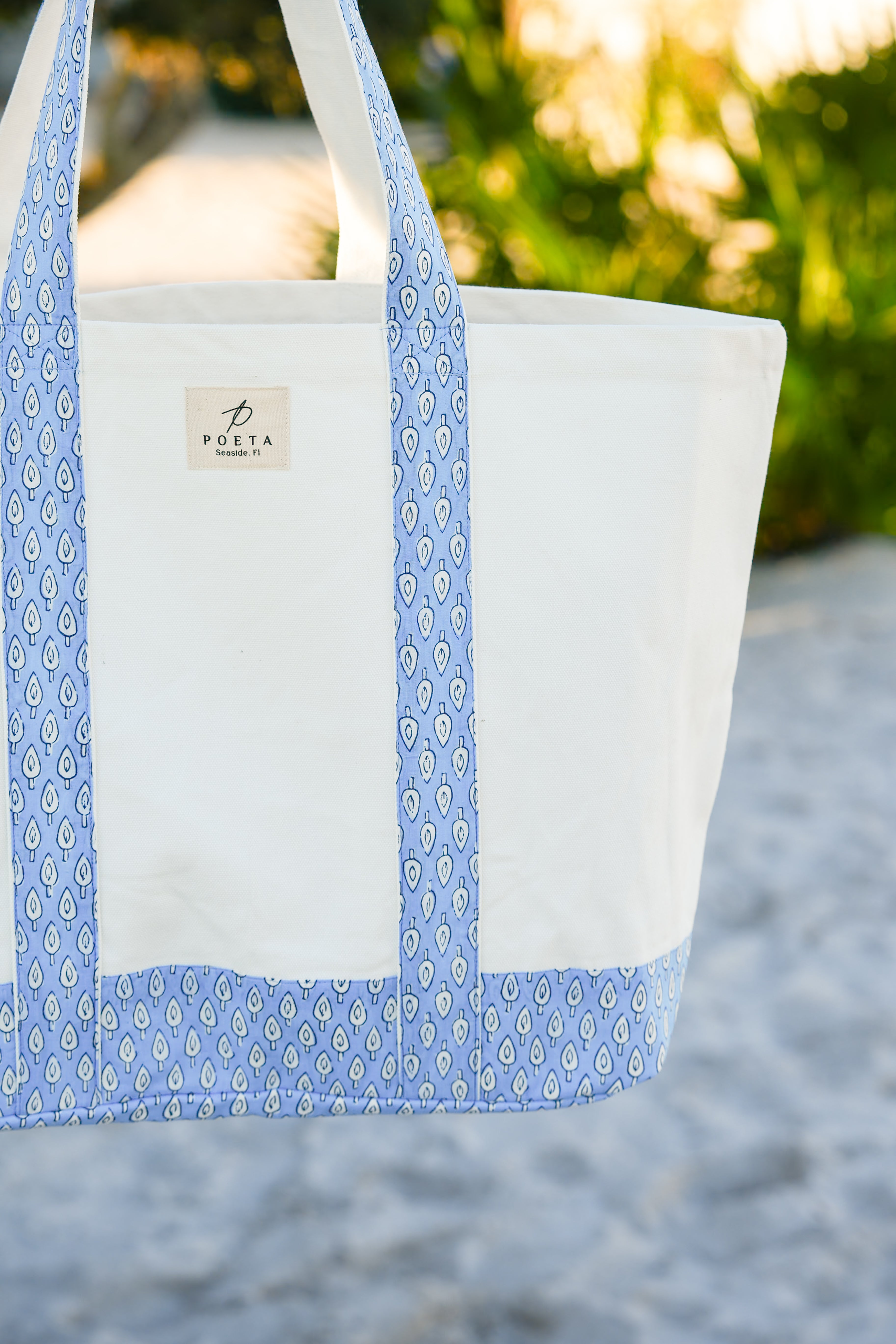 Quinn Canvas Tote - Large