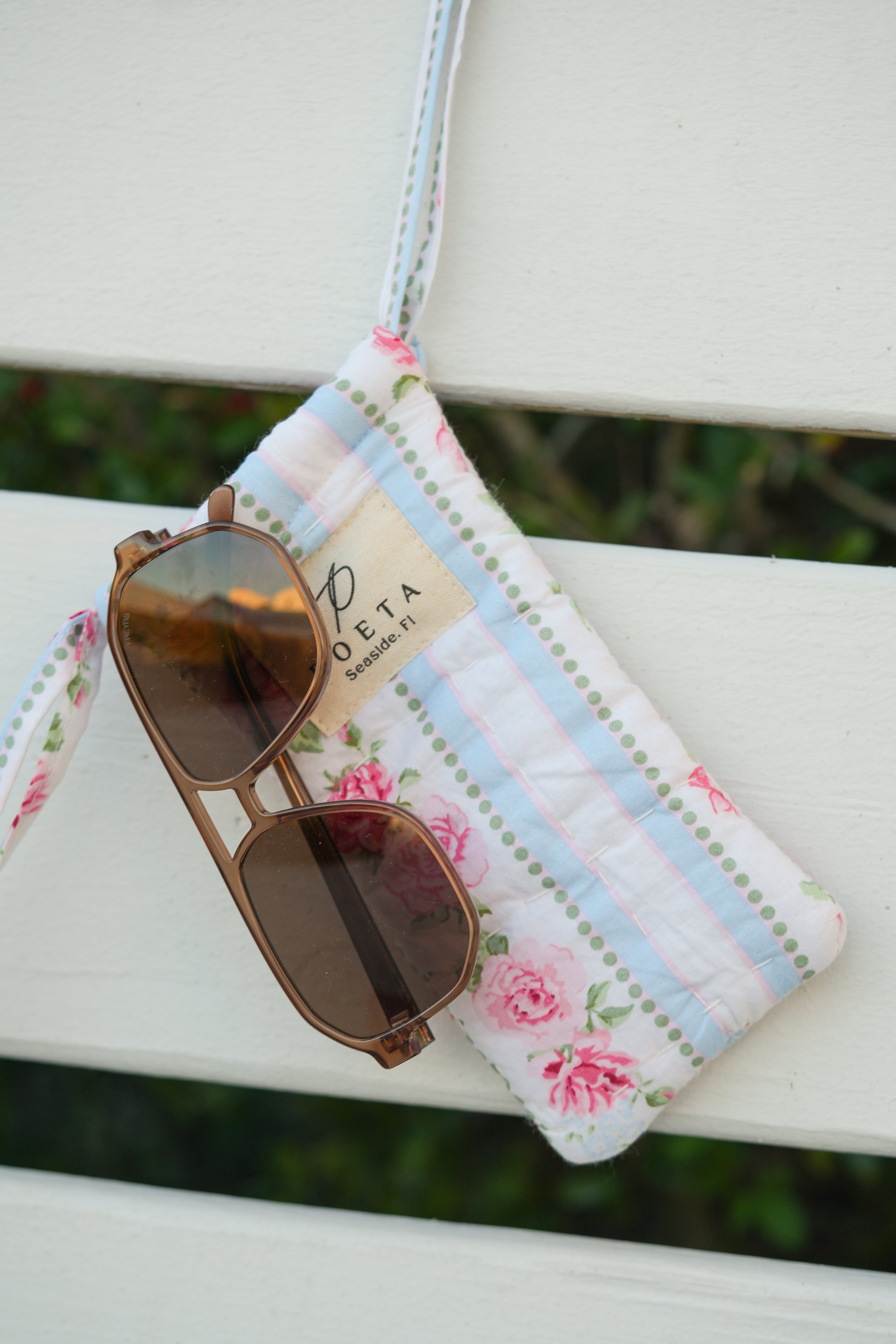 Lottie Sunglass Case