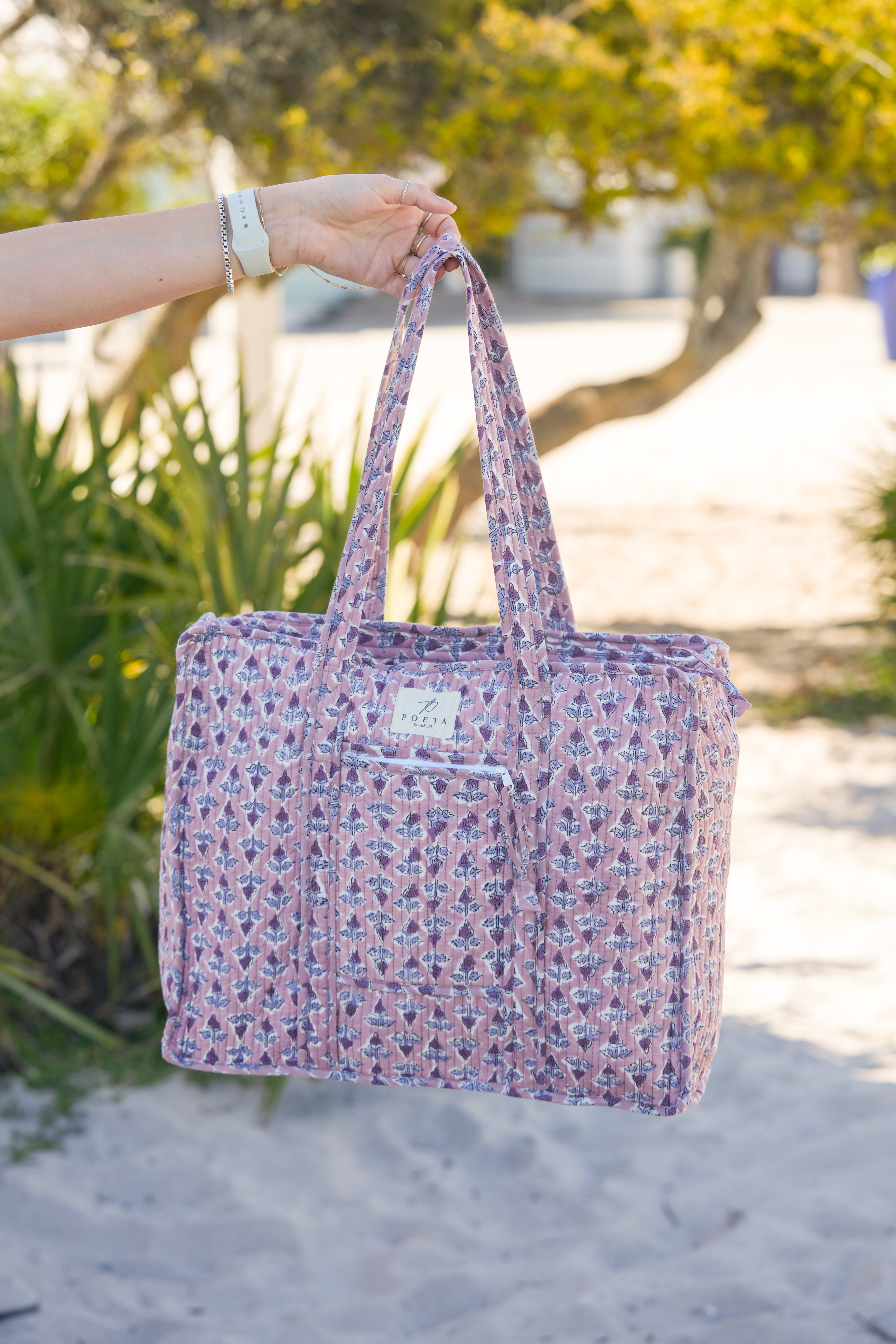 Maeve Zipper Tote